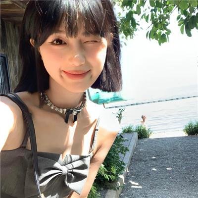 宁静的夏天 封面