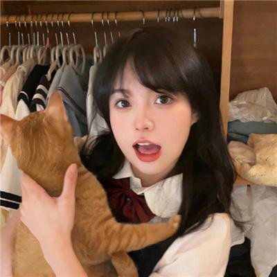 盛开的女人 封面